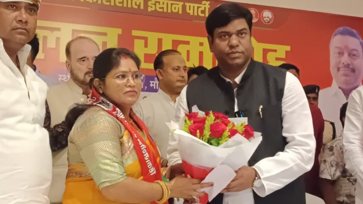 Bihar: VIP में टुनटुन साह और सीमा साह की एंट्री, अपना कुनबा बढ़ाने में लगे मुकेश साहनी