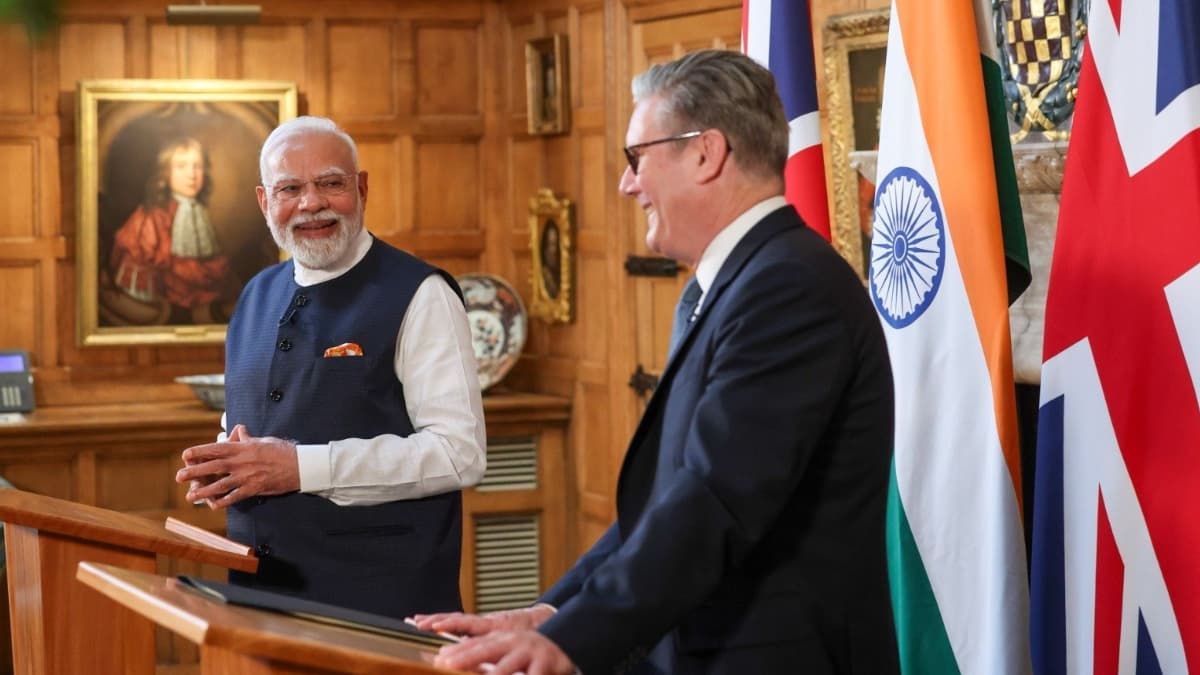 PM Modi UK Visit: 'चिंता मत कीजिए इंग्लिश बोलिए...', लंदन में पीएम मोदी ने क्यों कही ये बात?