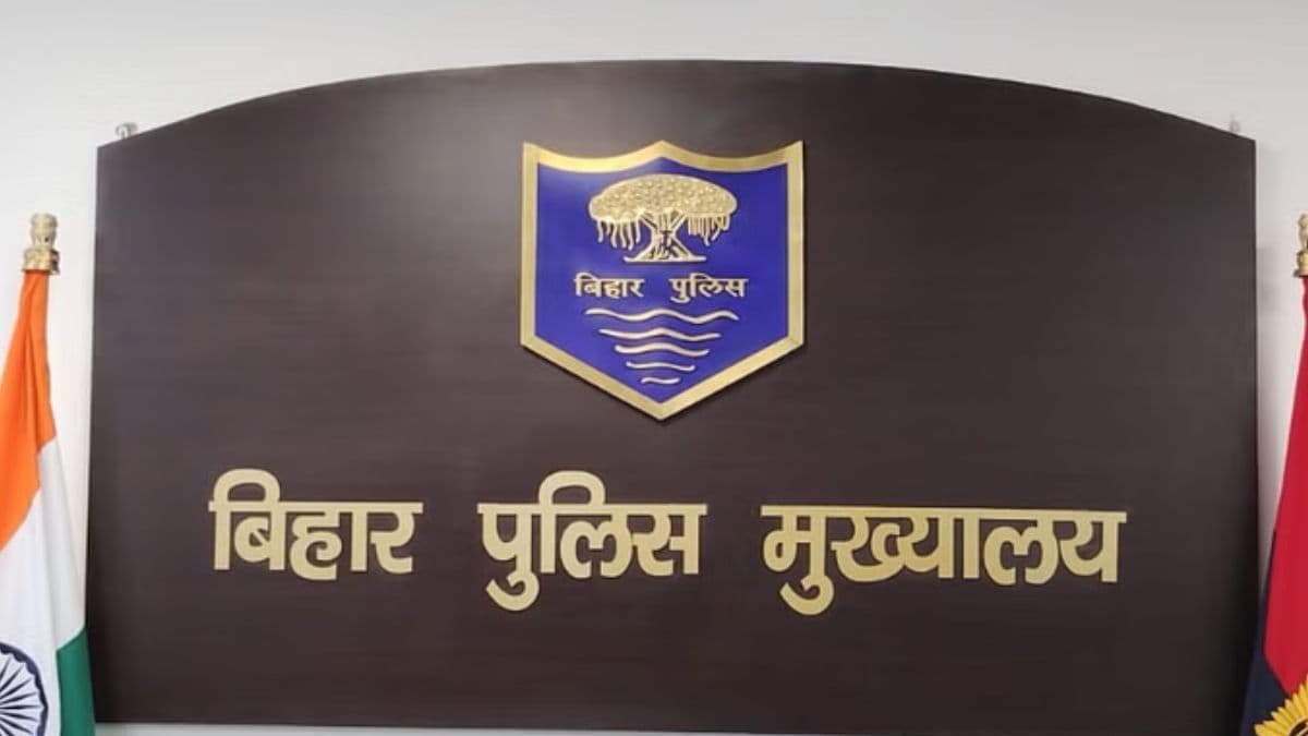 Bihar News: मीडिया के तीखे सवालों से असहज DGP विनय कुमार, पुलिस महकमे में 'मौन आदेश' जारी