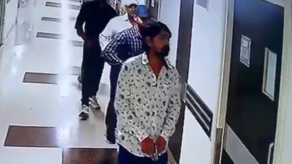 चंदन मिश्रा गोलीकांड में पुलिस की बड़ी कार्रवाई, दो दरोगा और कई सिपाहियों पर एक्शन