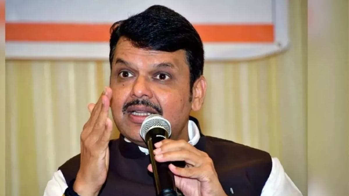 सीएम फडणवीस ने मंत्रियों को चेताया, बोले- 'विवाद न फैलाएं, सरकार की छवि खराब होती है'