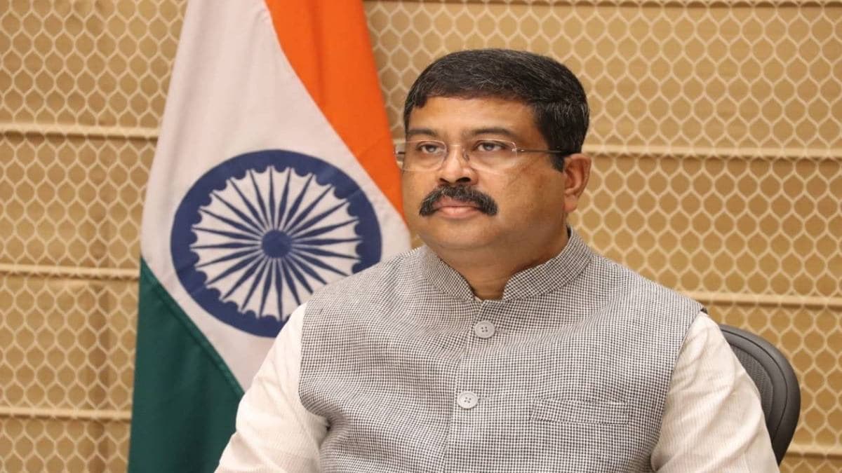 Dharmendra Pradhan on SIR