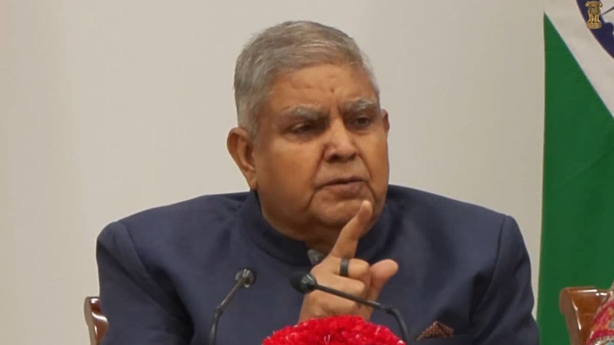 इस्तीफा देने से एक दिन पहले जगदीप धनखड़ ने नेताओं से की थी ये अपील, अब छोड़ दिया पद