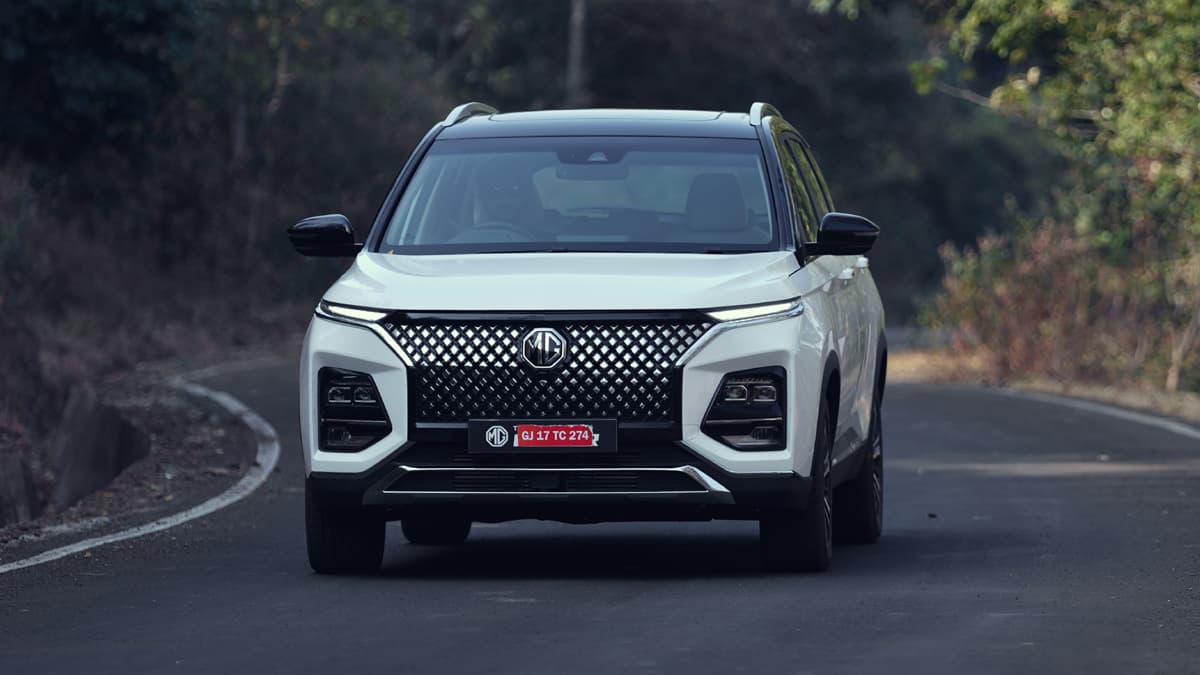 MG Hector के भारत में हुए 6 साल पूरे, Harrier और XUV700 को देती है कड़ी टक्कर