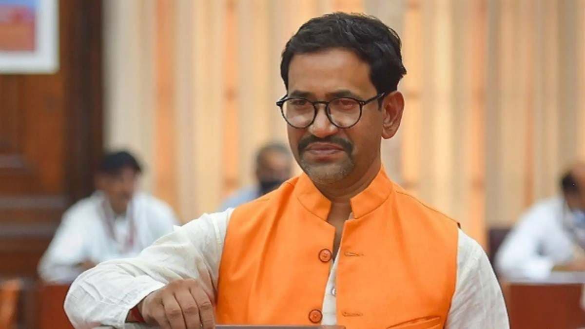 Nirahua Challenges Thackeray Brothers Nirahua Challenges Thackeray Brothers