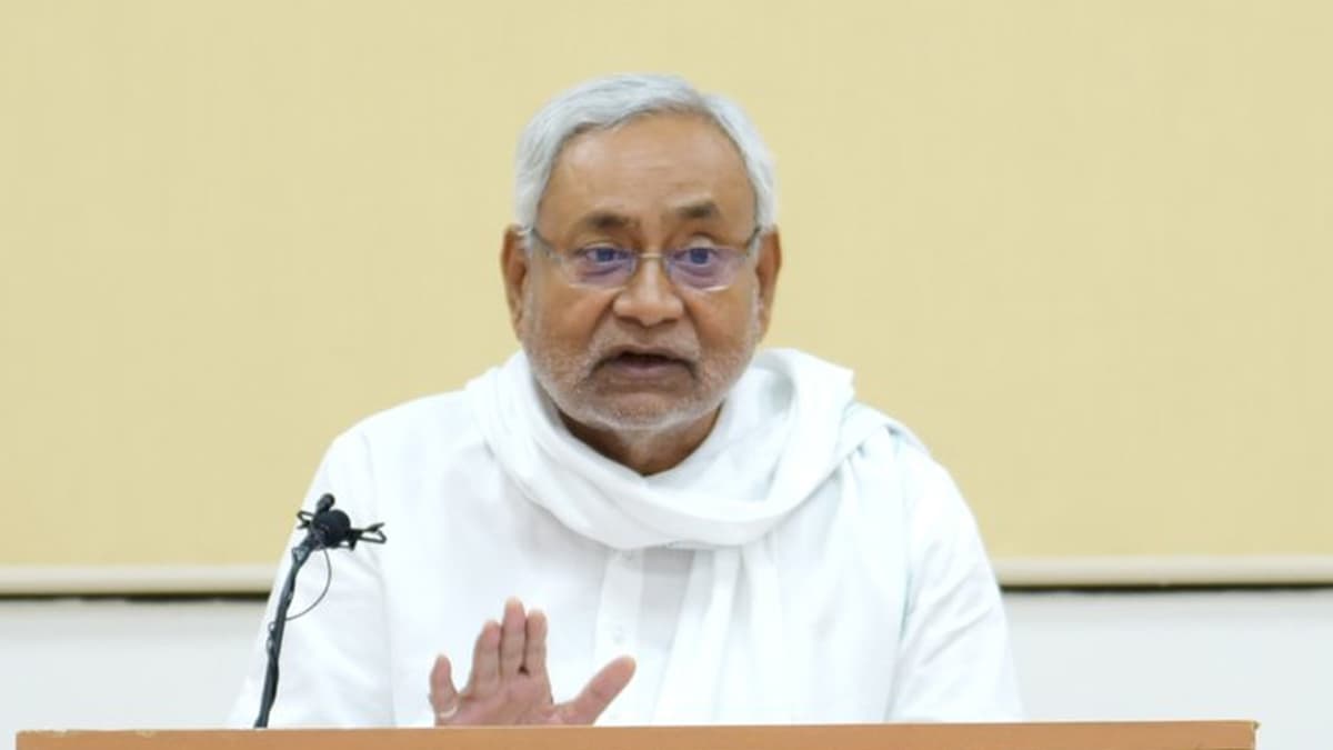 बिहार में महिलाओं को 35 फीसदी आरक्षण का ऐलान, नीतीश कैबिनेट की बैठक में 43 एजेंडों पर लगी मुहर