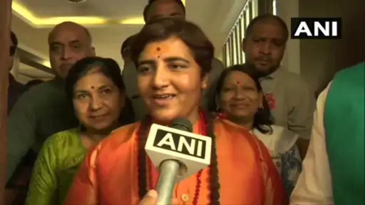 'ये भगवा की जीत है…', मालेगांव ब्लास्ट में बरी होने के बाद रो पड़ीं साध्वी प्रज्ञा ठाकुर