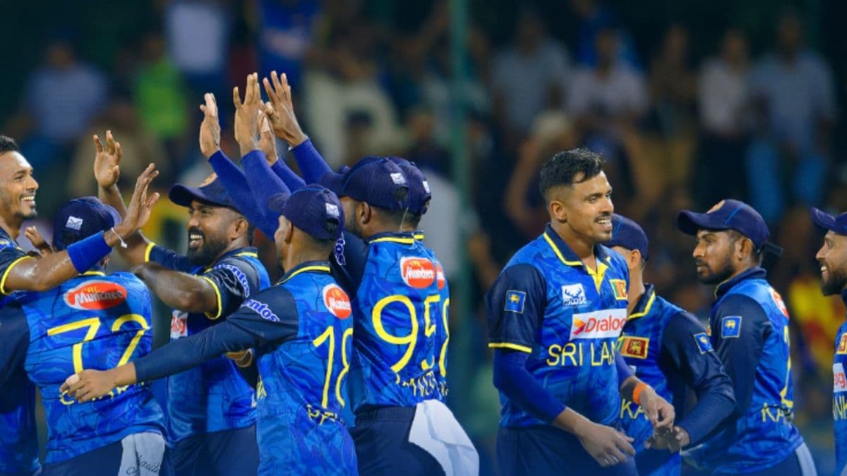 SL vs BAN: वनडे क्रिकेट में श्रीलंका का बड़ा कारनामा, तीसरे मैच में 30 साल के बल्लेबाज ने मचाया 'कोहराम'