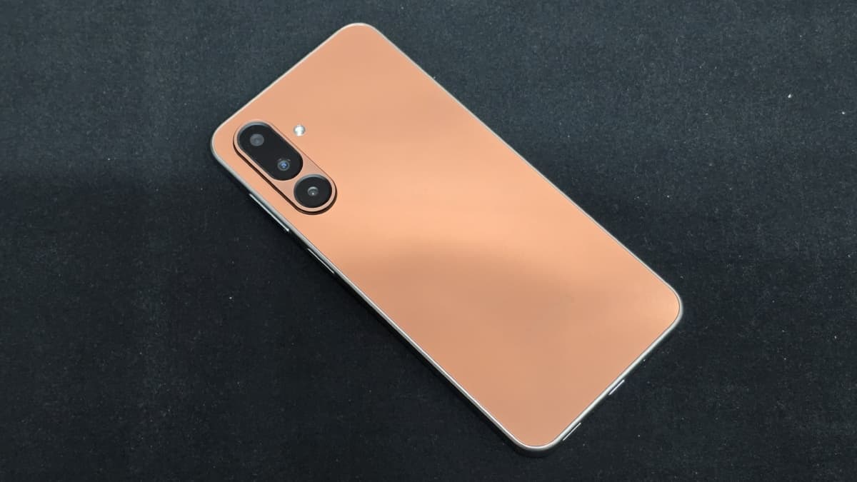 Samsung Galaxy M36 5G: 4K सेल्फी रिकॉर्डिंग, प्रीमियम डिजाइन, जानिए कैसी है परफॉरमेंस