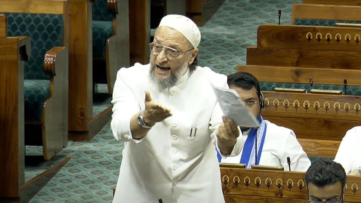 'मैं तो देखूंगा भी नहीं', ऑपरेशन सिंदूर पर चर्चा के दौरान भारत-पाकिस्तान मैच पर भड़के ओवैसी