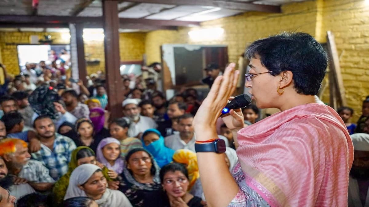 BJP सरकार घर के साथ रोजगार भी छीन लेगी, आतिशी बोलीं-सड़क से संसद तक लड़ेंगे