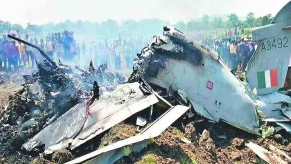 जगुआर फाइटर जेट हादसे के बाद फिर उठे सवाल, 44 साल से क्यों हो रहे इस्तेमाल?