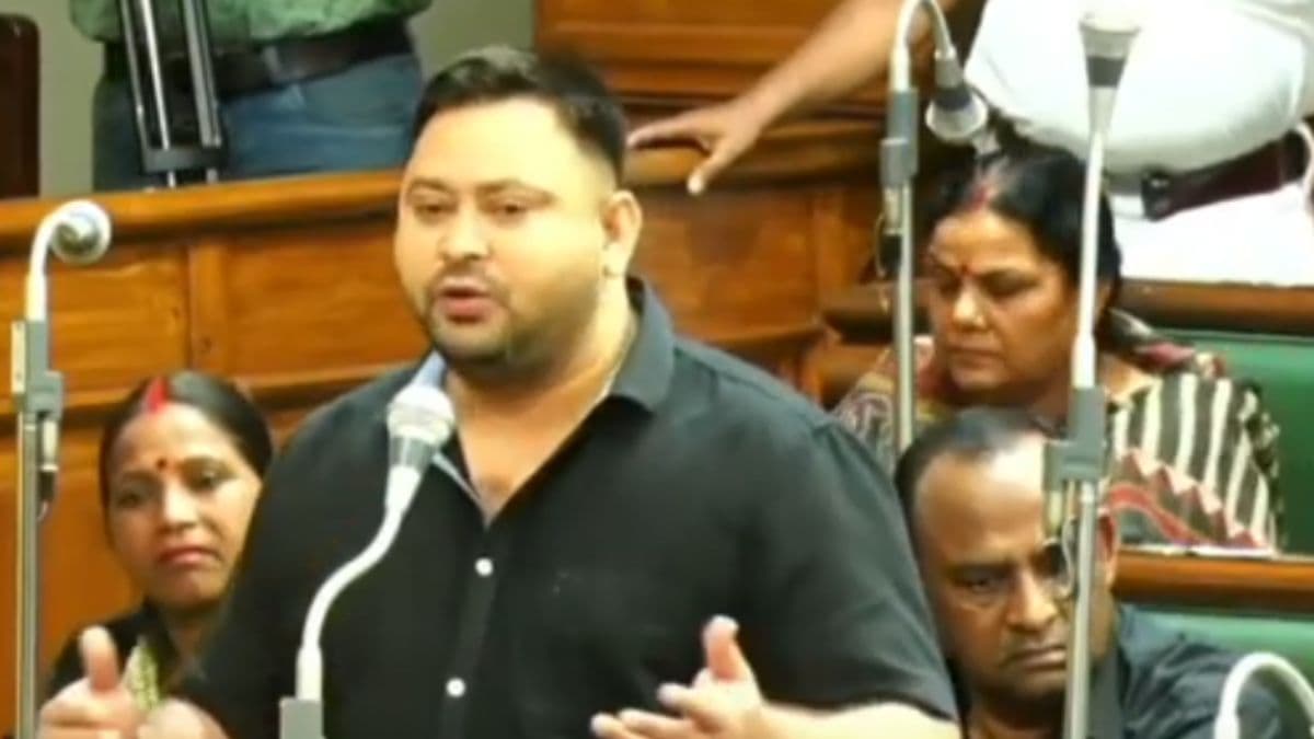 tejashwi yadav got emotional