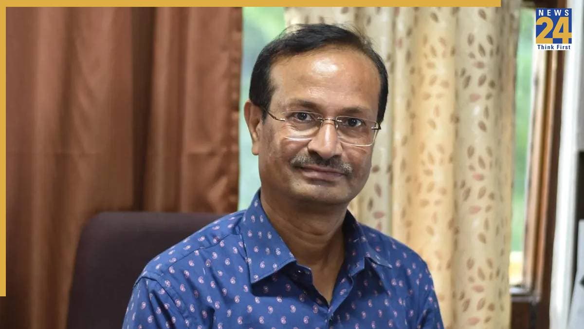 कौन हैं महाराष्ट्र विधानसभा चुनाव के गलत डेटा के लिए माफी मांगने वाले संजय कुमार? जिनकी पोस्ट से मचा सियासी बवाल
