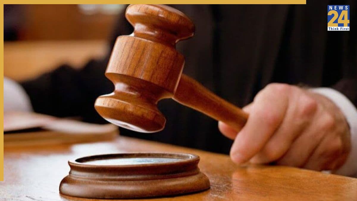 नोएडा अंकित चौहान मर्डर केस, 10 साल बाद मिला इंसाफ, दो दोषियों को उम्रकैद