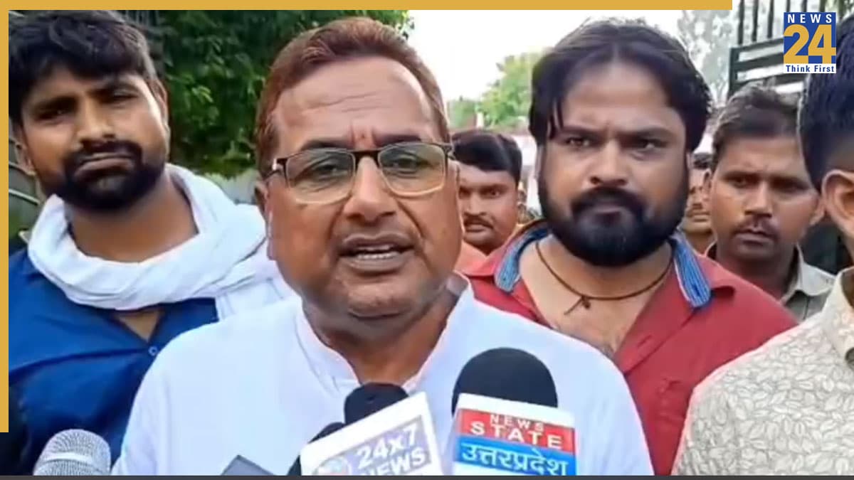 'जो नोट नहीं पहचान सकता, उसका यूपी पुलिस ने किया एनकाउंटर', DIG से मिले विधायक ने उठाया सवाल