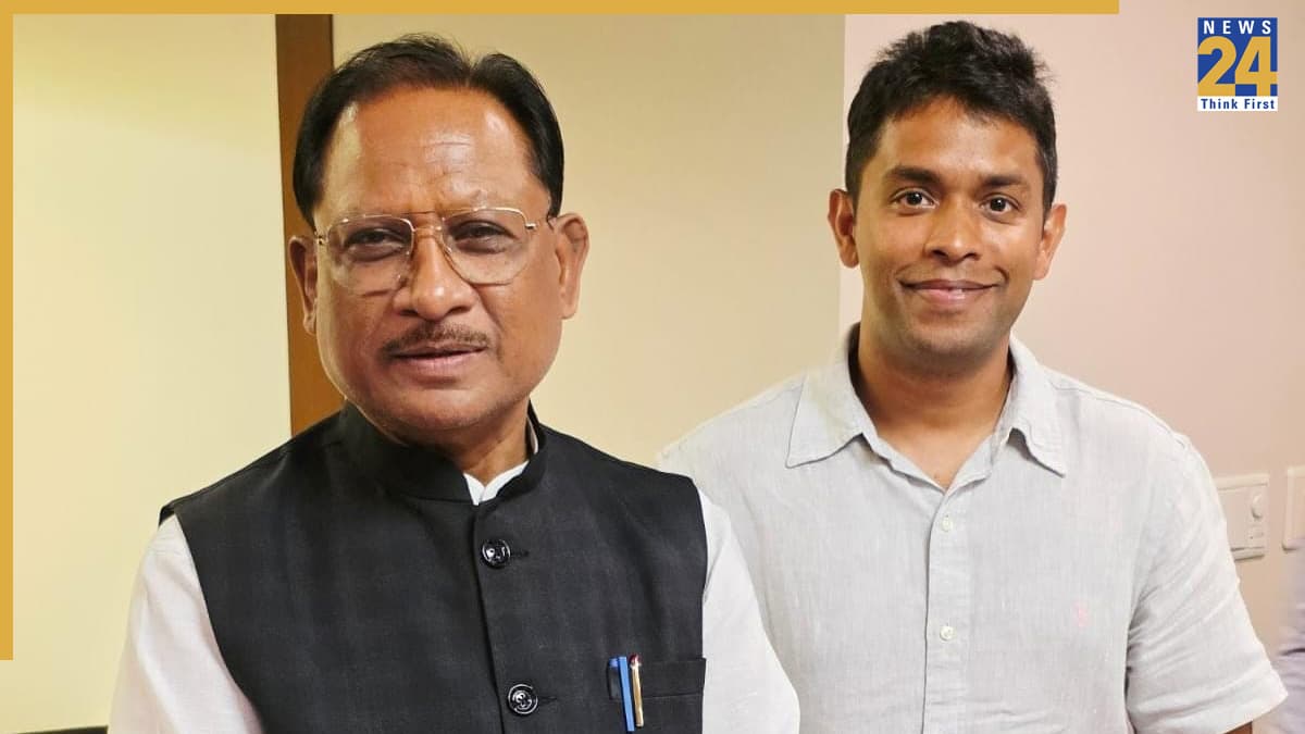 CM विष्णुदेव साय की जापान में अविनाश तिवारी से मुलाकात, छत्तीसगढ़ में औद्योगिक निवेश की संभावनाओं पर चर्चा