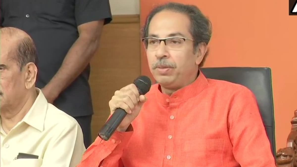 उद्धव ठाकरे का केंद्र पर वार, SIR को बताया अघोषित NRC, पाकिस्तान से क्रिकेट पर भी जताई आपत्ति