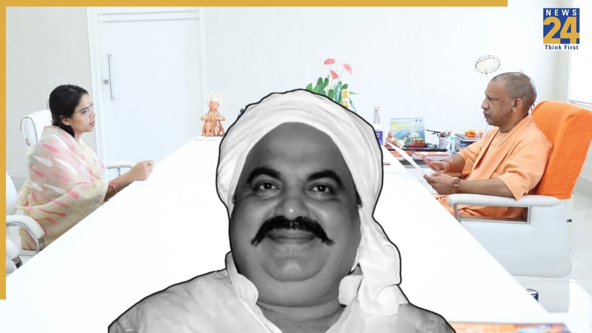 सपा से निकाली गईं पूजा पाल की दूसरी शादी पर बड़ा खुलासा, योगी सरकार में मिल सकती है बड़ी जिम्मेदारी