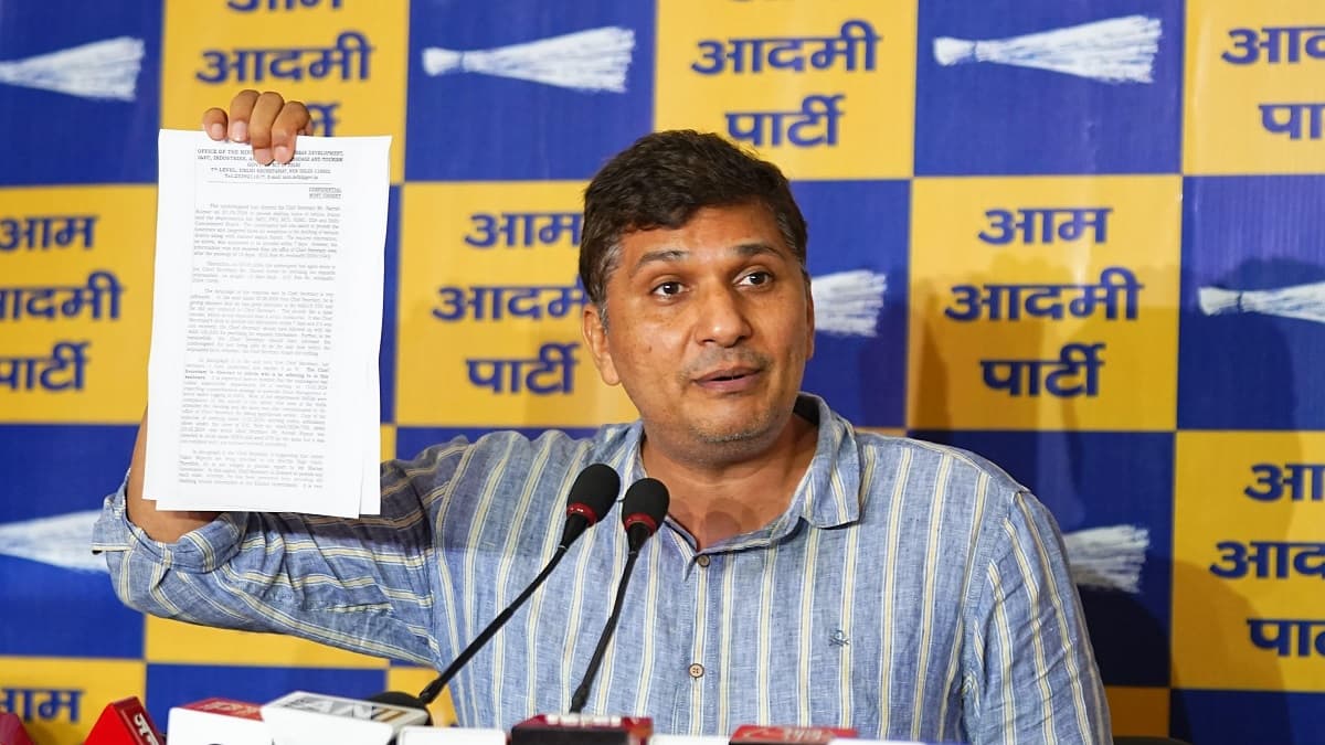 'भ्रष्टाचार को छिपाने के लिए दस्तावेज नष्ट कर रही भाजपा सरकार', आप नेता सौरभ भारद्वाज ने लगाया आरोप