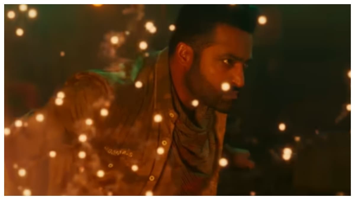 Hrithik Roshan-Jr NTR की फिल्म पर चली सेंसर बोर्ड की कैंची, War 2 में हुए ये बदलाव