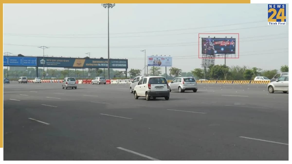 Noida News: डीएनडी रोड पर दो लेन रहेगी बंद, एक माह तक रहेगा जाम का झाम