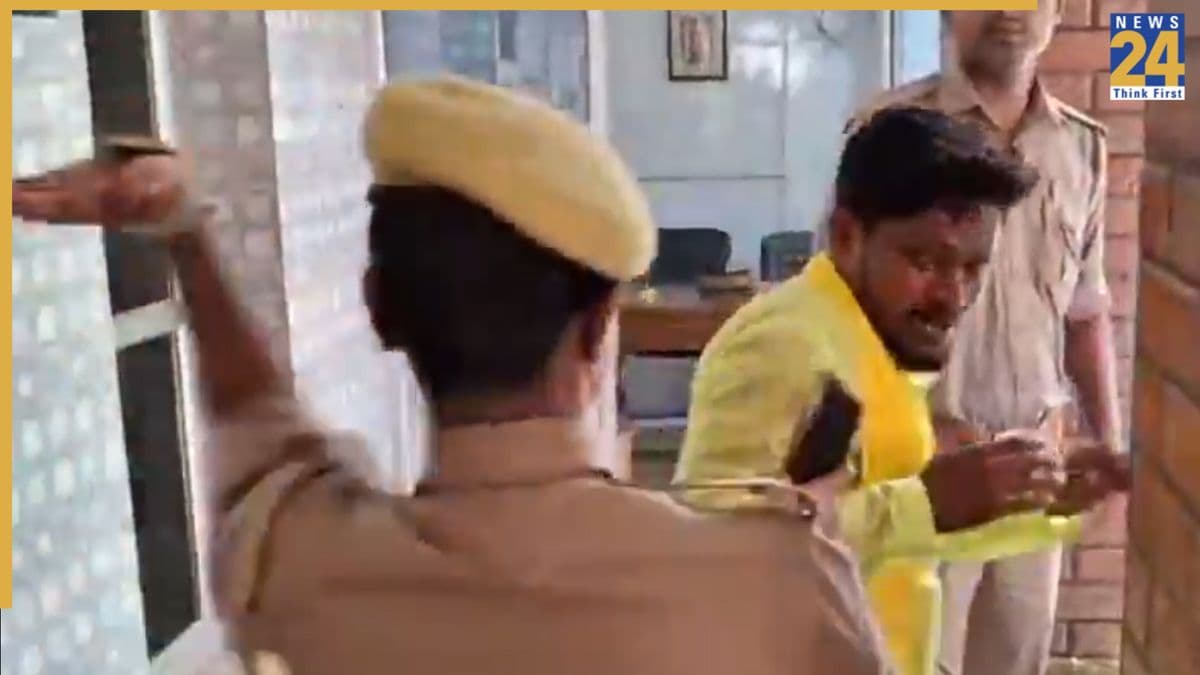 ज्ञापन देने पहुंचे थे ओपी राजभर के नेता, महिला पुलिसकर्मी ने की थप्पड़ों की बारिश