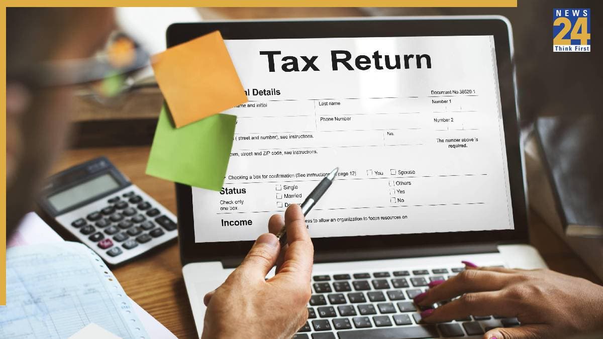 ITR Filing 2025: रिटर्न फाइल कर चुके हैं तो ये 8 गलतियां तो नहीं कीं, तुरंत आएगा नोटिस