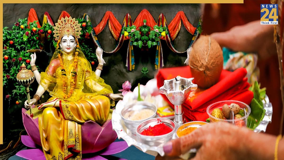 मां सिद्धिदात्री देवी की आरती | Maa Siddhidatri Devi Ki Aarti Lyrics in Hindi- 9th Navratri पूजा विधि, शुभ मुहूर्त, प्रिय भोग, मंत्र व शुभ रंग