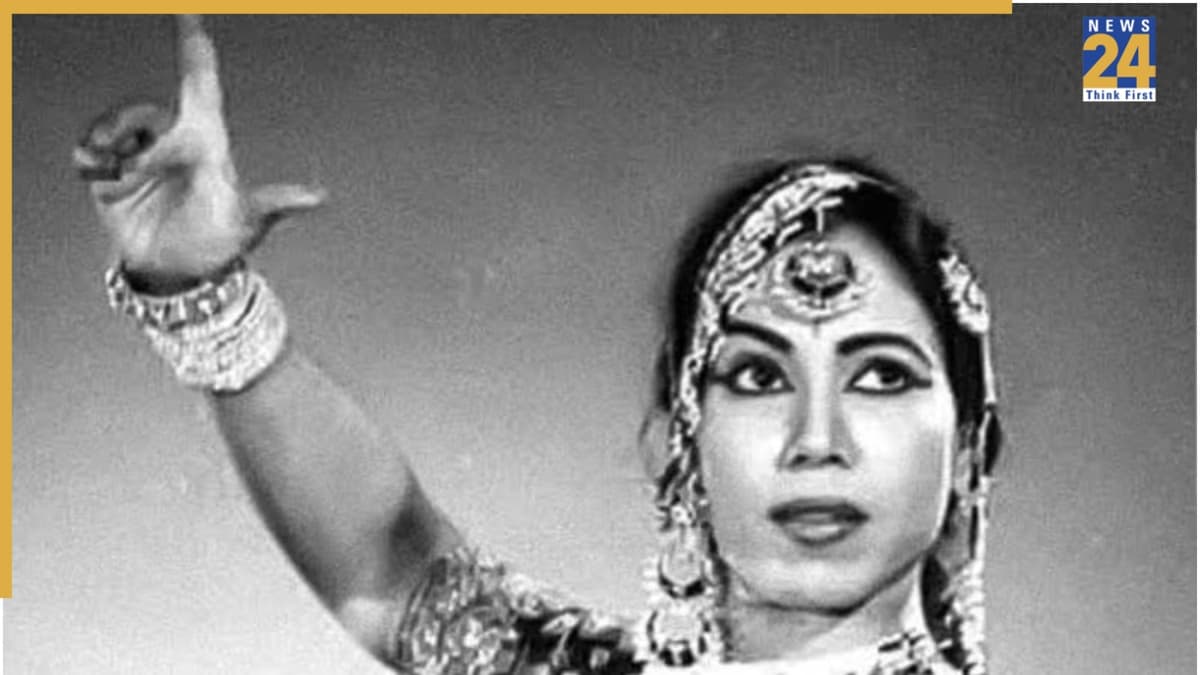 Bollywood First Dancer