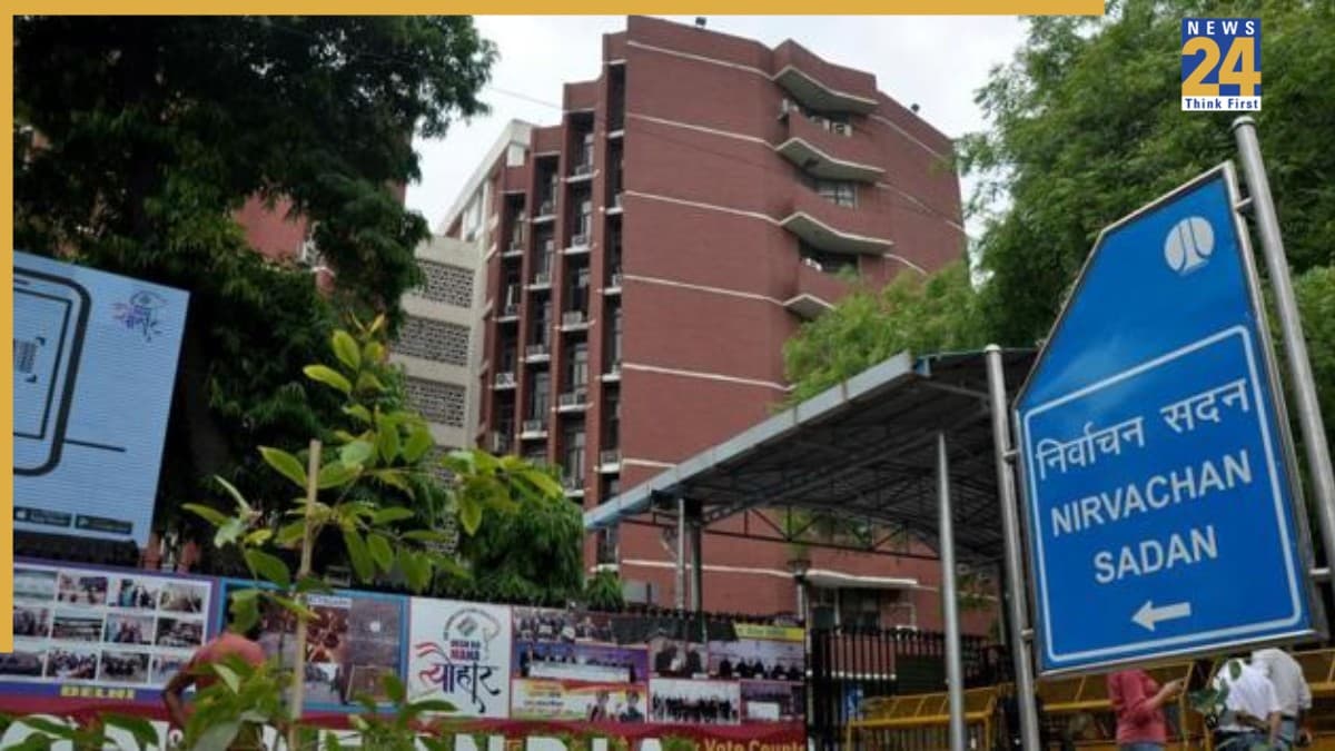 पहले खुलेगा पोस्टल बैलेट तब ही होगी EVM की वोट काउंटिंग, चुनाव आयोग ने किया बड़ा बदलाव