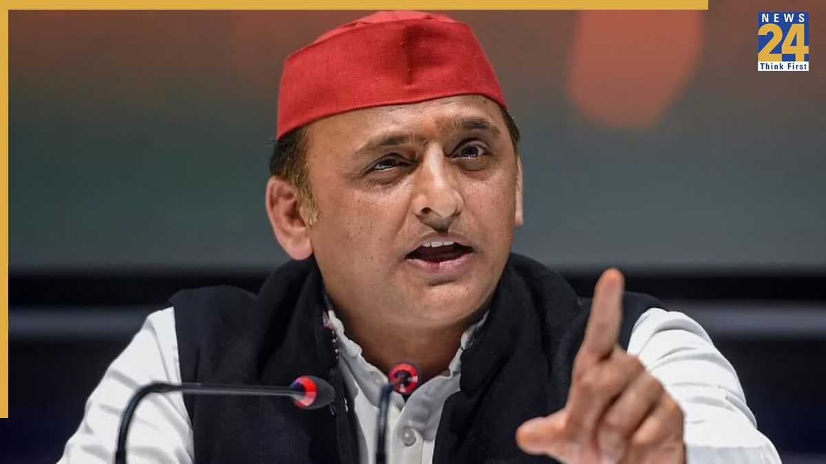 अखिलेश यादव
