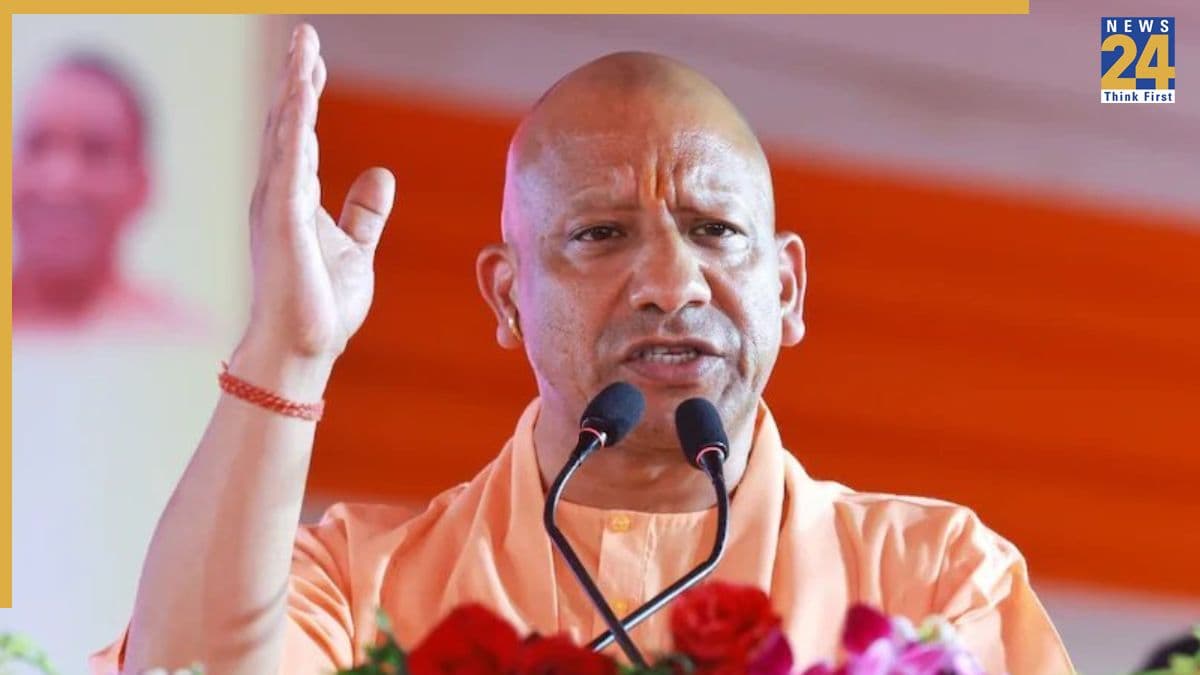 Lucknow News, Lucknow, UP Government, UP CM, Yogi Adityanath, PM Narendra Modi, Scholarship, लखनऊ न्यूज, लखनऊ, यूपी सरकार, यूपी सीएम, योगी आदित्यनाथ, पीएम नरेन्द्र मोदी, छात्रवृत्ति