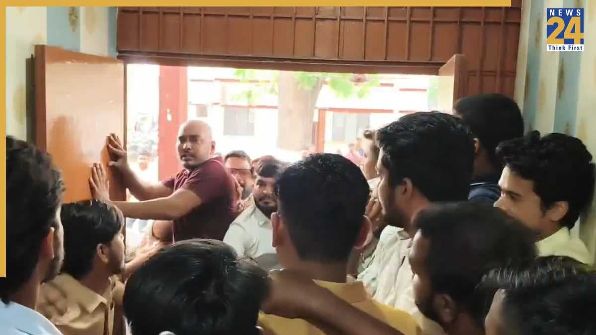 मंत्री अनिल राजभर के कार्यक्रम में आपस में भिड़े बीजेपी कार्यकर्ता, आजमगढ़ में जमकर हुई मारपीट