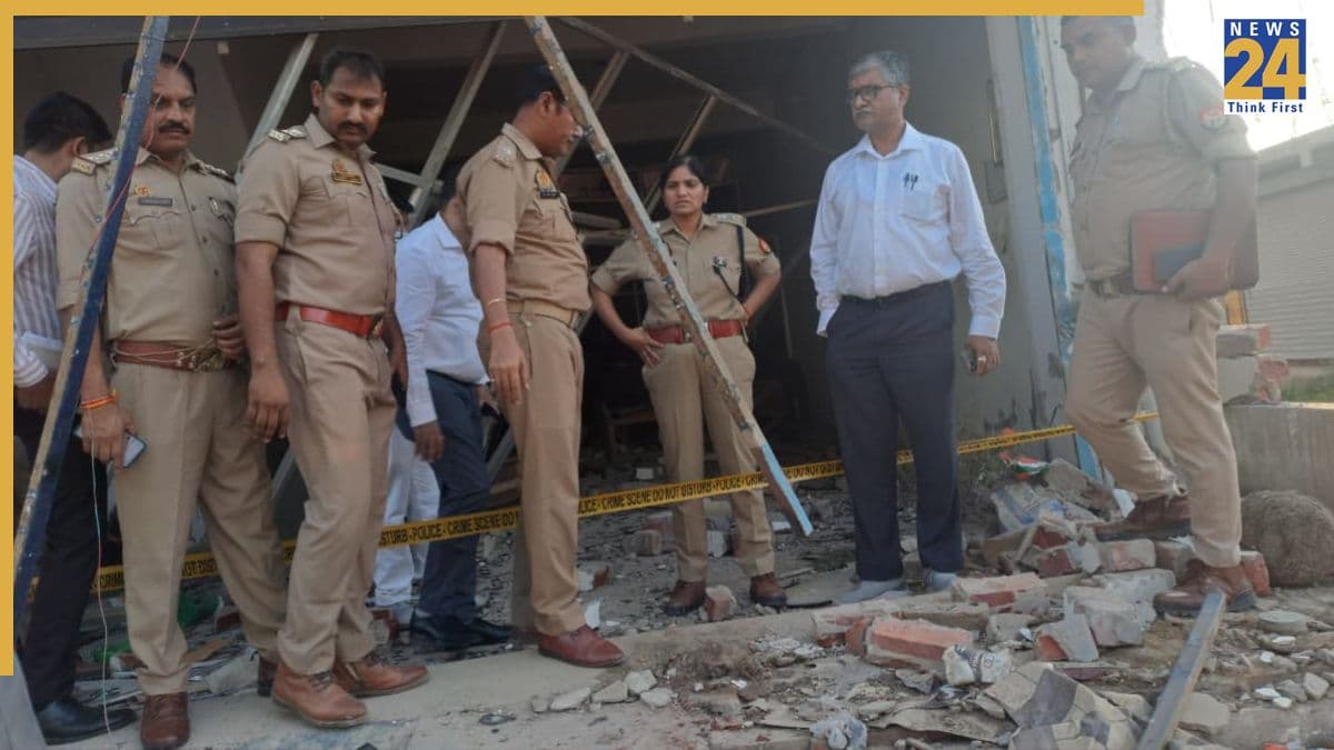 फर्रुखाबाद में कोचिंग सेंटर के सेप्टिक टैंक में धमाका, उड़े लोगों के परखच्चे, जांच में जुटी पुलिस
