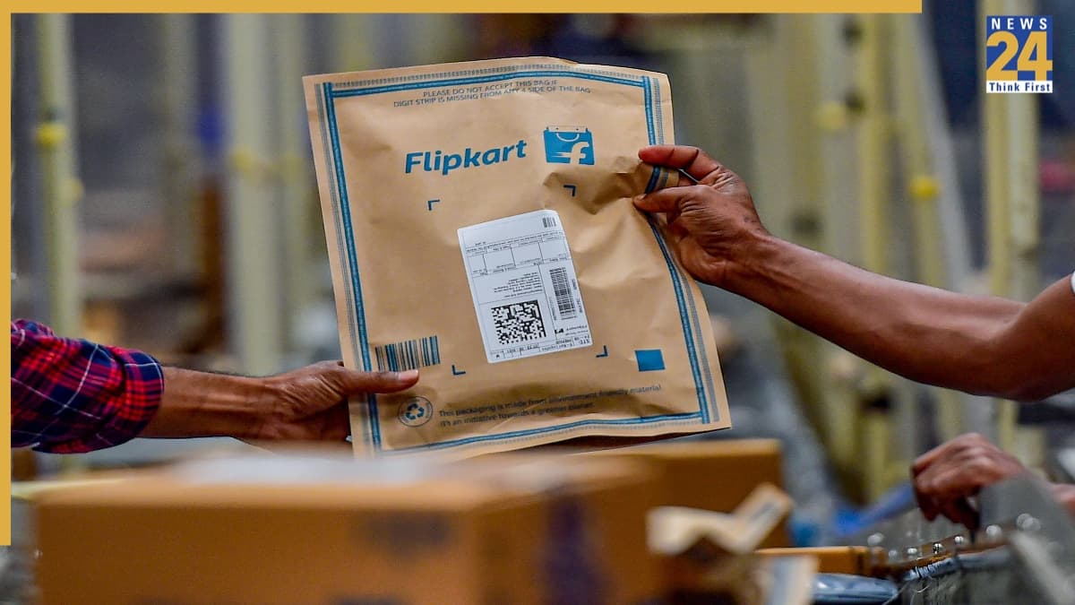 सस्ती डील्स का आखिरी मौका! 2 अक्टूबर को खत्म हो रही Flipkart सेल, आधी कीमत में मिल रहा ये फोन, देखें डिटेल्स 