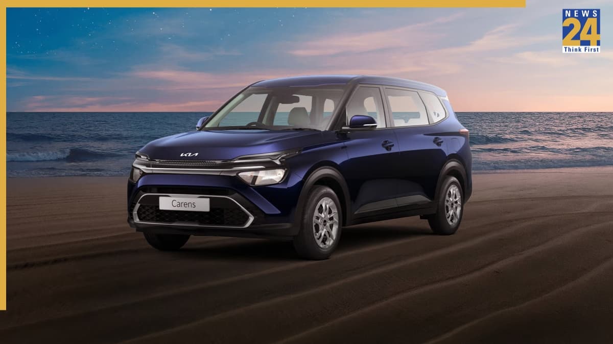 Kia Carens CNG Launch: अब Carens और भी किफायती अवतार में, मिलेगा 1.5L इंजन और 6 एयरबैग सेफ्टी