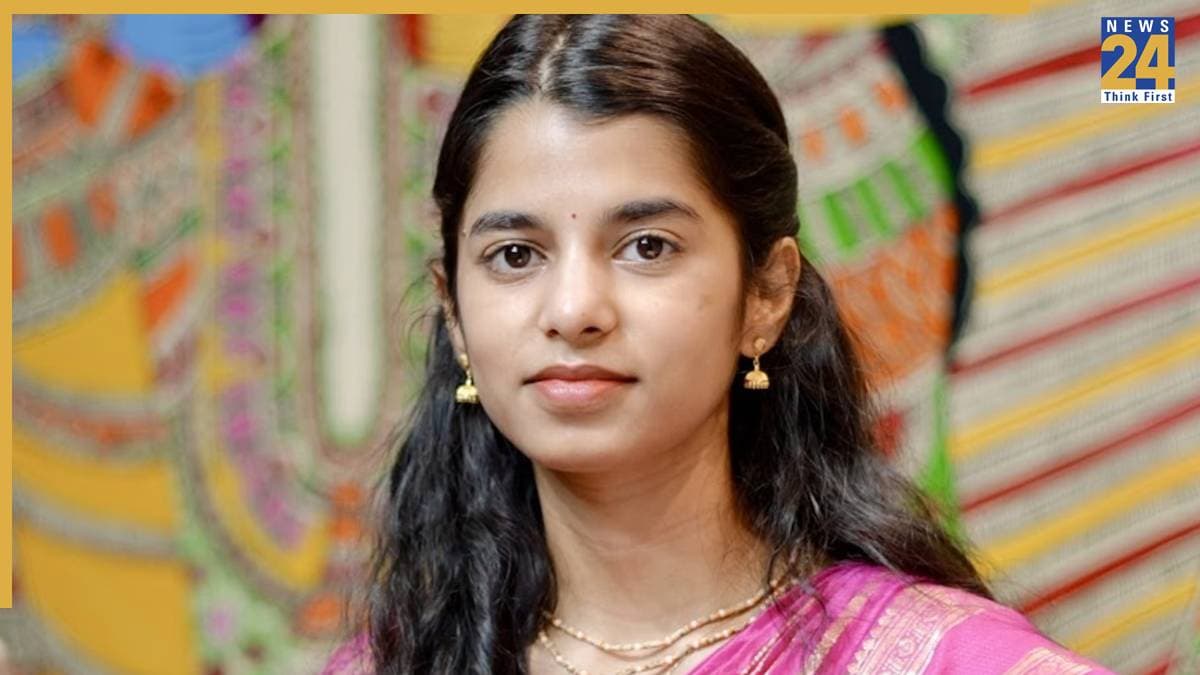 विवाद में फंसीं मैथिली ठाकुर, युवक ने लगाए धमकाने और अपशब्द बोलने के आरोप, जानें क्यों भड़कीं अलीनगर BJP विधायक?