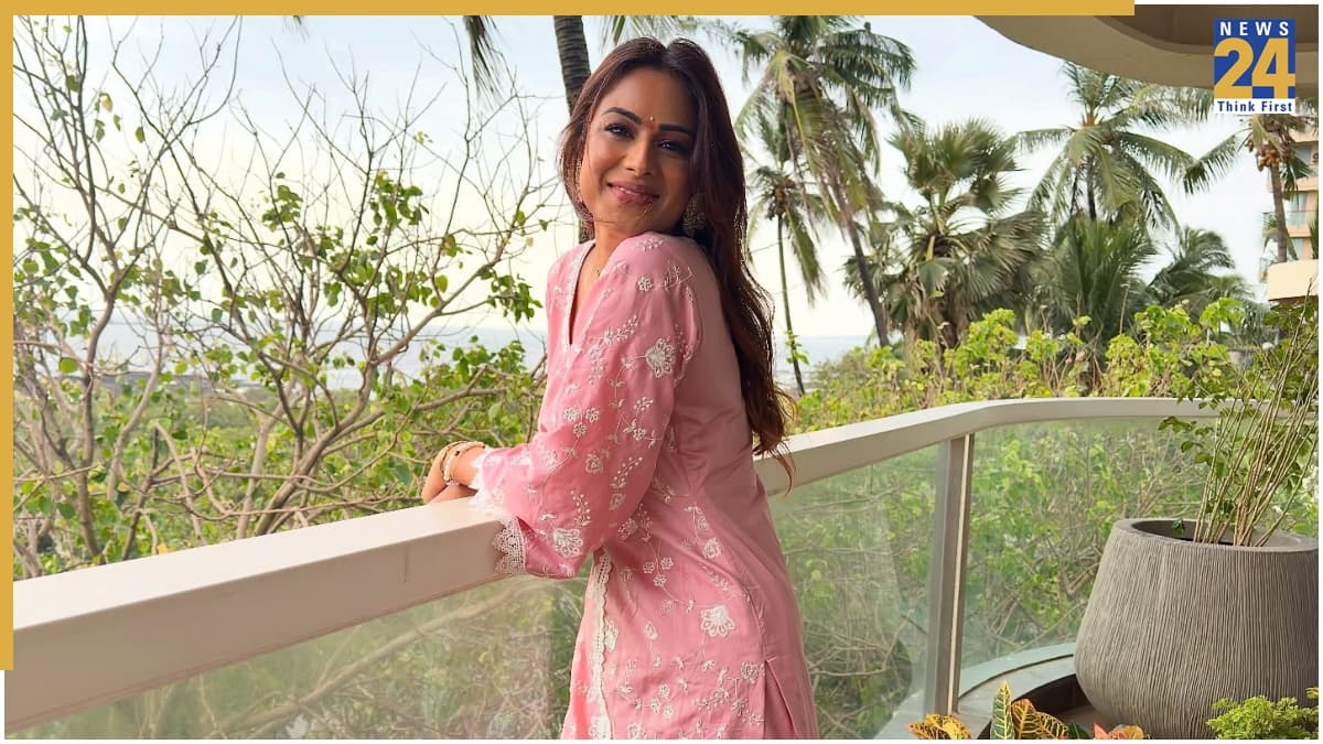 Nia Sharma हुईं Oops मोमेंट का शिकार, दिवाली पार्टी से वीडियो आया सामने