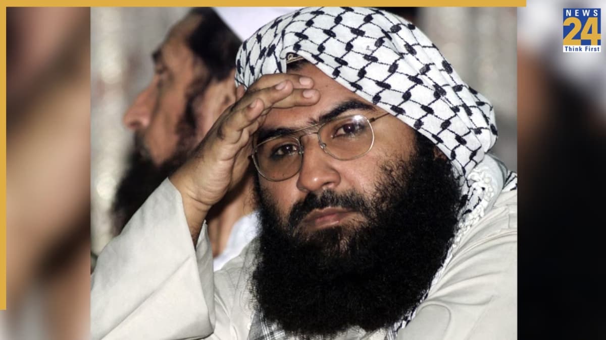 जैश-ए-मोहम्मद बना रहा महिलाओं की नई टेरर विंग, मसूद अजहर की ऑडियो में हुआ खुलासा