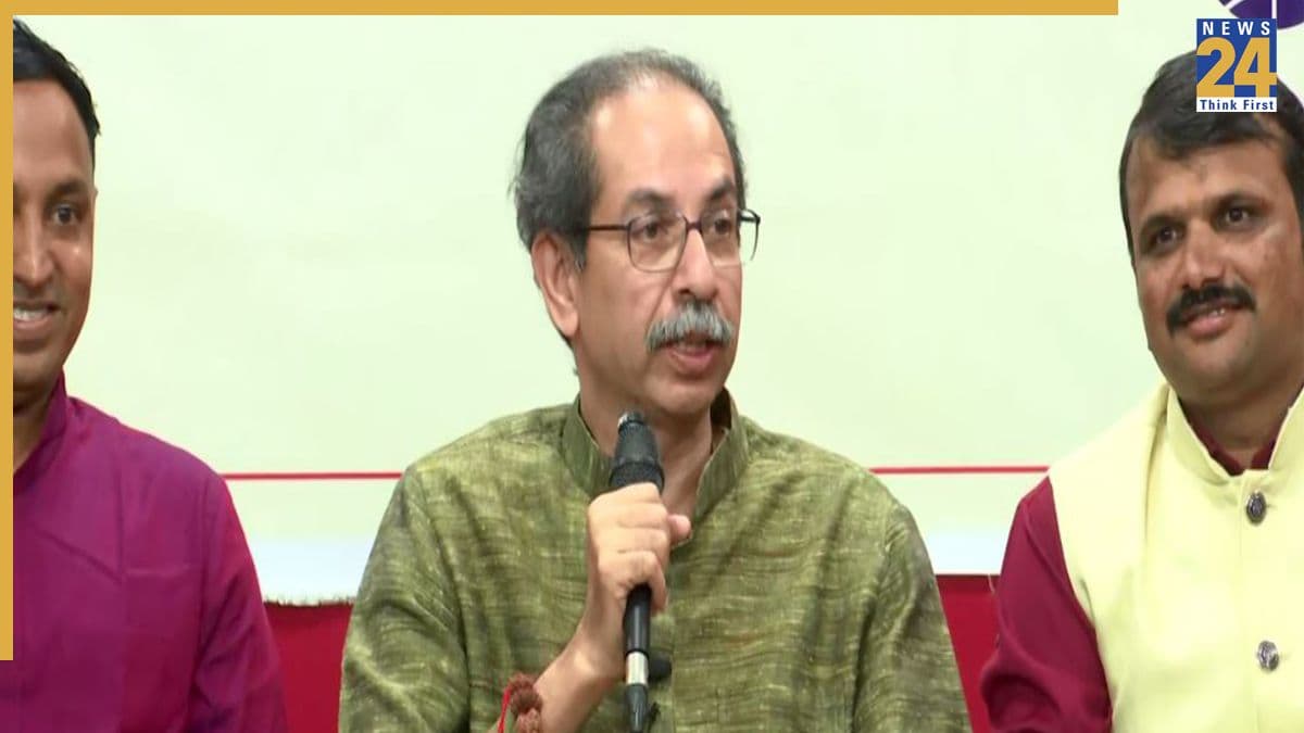 'BJP करे तो प्यार हम करें तो लव जिहाद', पुणे में उद्धव ठाकरे का BJP पर तीखा हमला