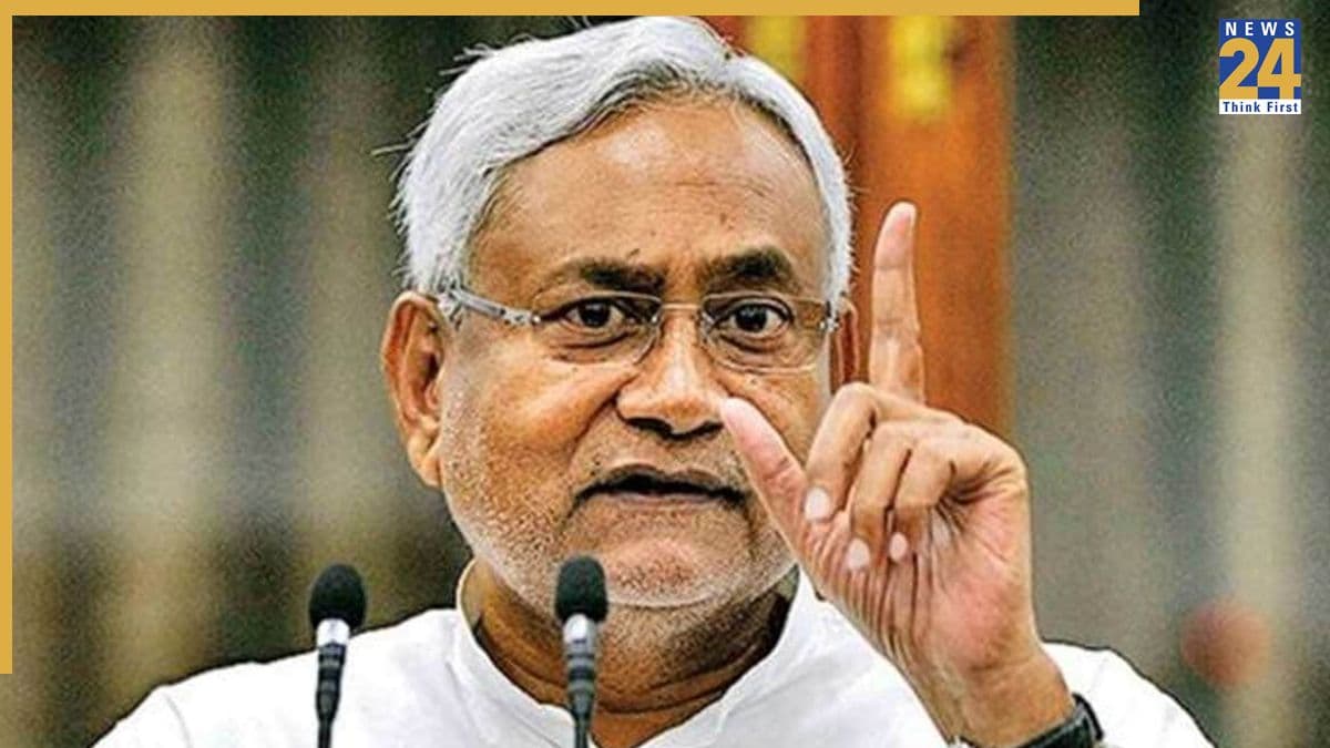 Bihar Chunav 2025: 27 साल पहले बिहार विकास को लेकर कुछ ऐसा सोचते थे नीतीश कुमार, देखें Video
