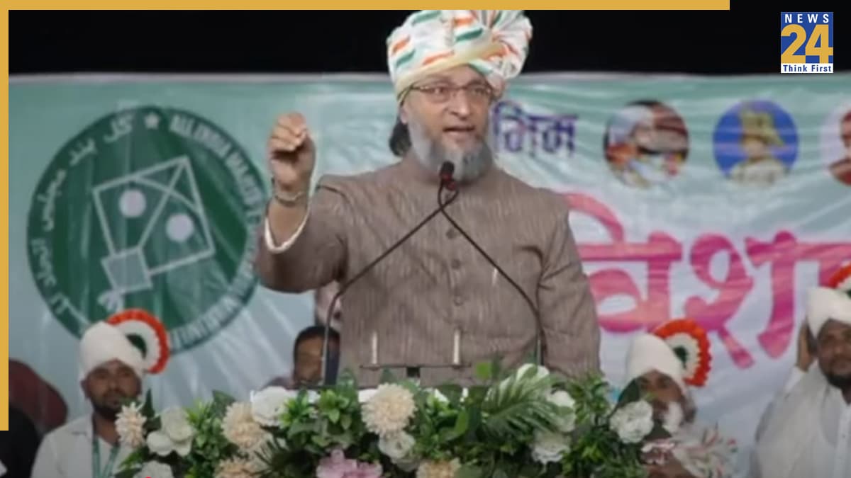 Video: 'नमाज पढ़ो, बहादुर बनो' देश के मुसलमानों को ओवैसी ने दिया नया पैगाम