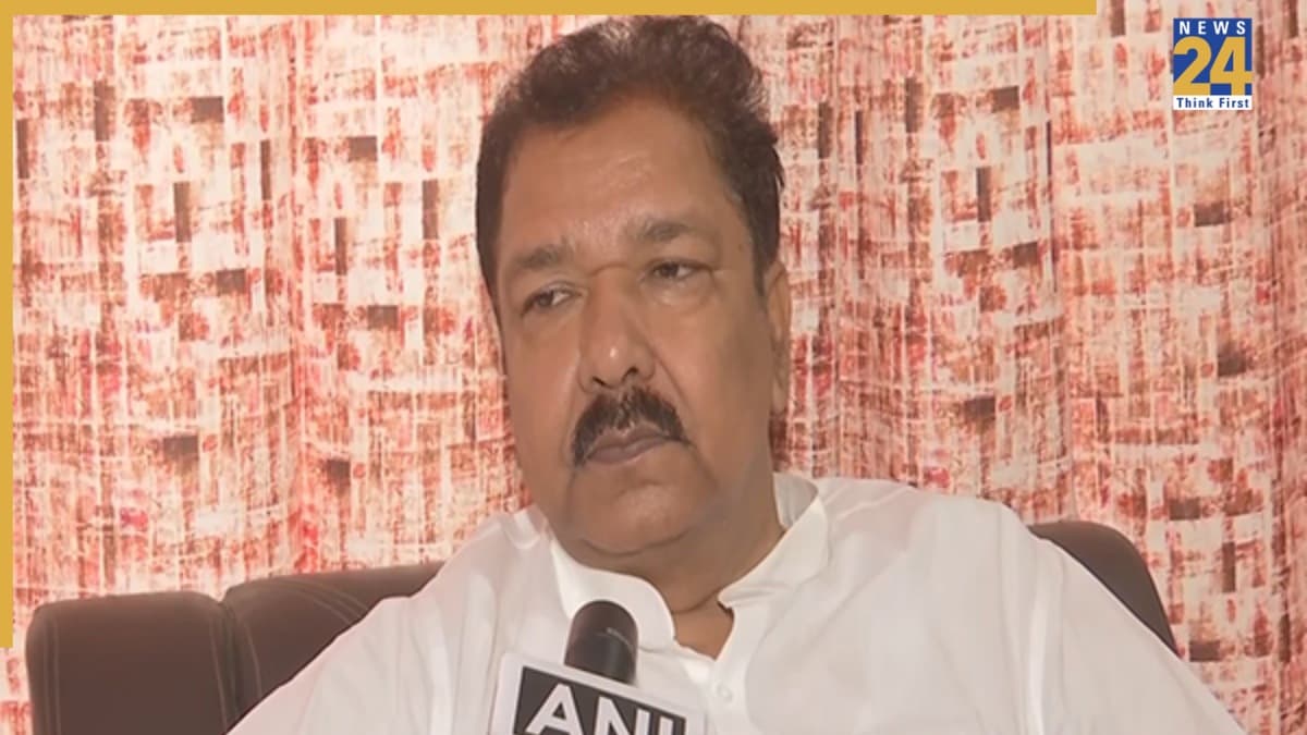 Bihar Chunav 2025: 'मतगणना के बाद 17C फार्म जरूर जमा करा दें', बिहार में ECI की टीम ने राजनीतिक दलों से की अपील