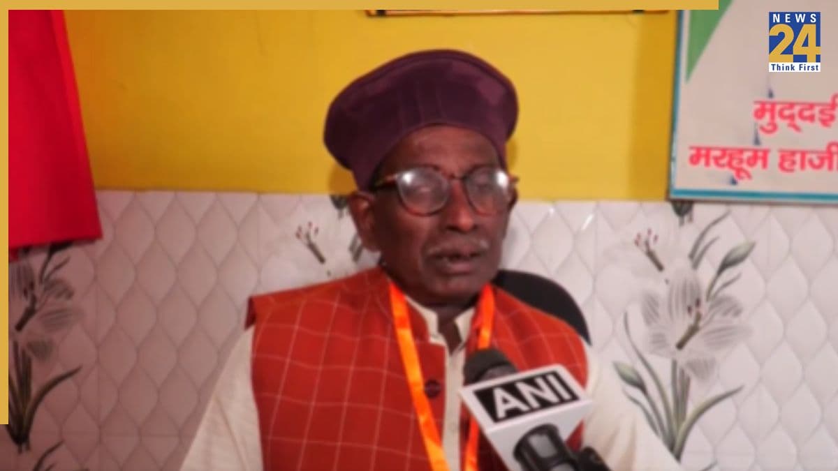 'अयोध्या देवताओं की नगरी है…' ध्वजारोहण समारोह पर बोले बाबरी मस्जिद केस के पूर्व पक्षकार इकबाल अंसारी