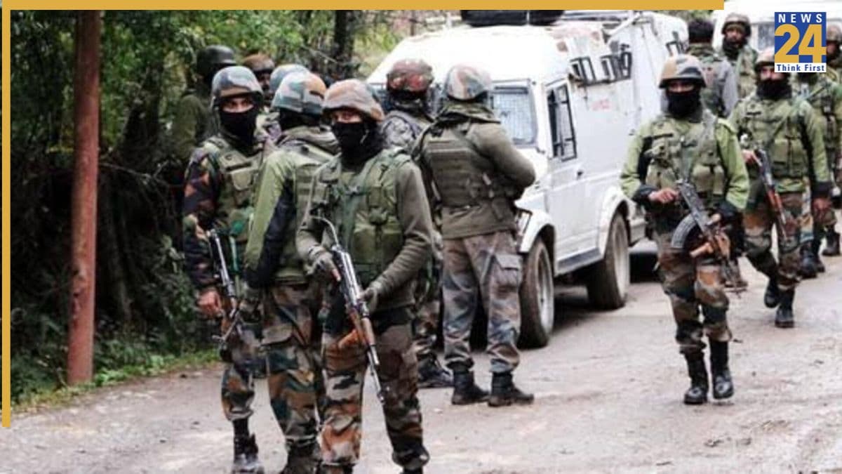 जम्मू को दहलाने की साजिश को पुलिस ने किया नाकाम, कश्मीर से आतंकियों का मददगार गिरफ्तार