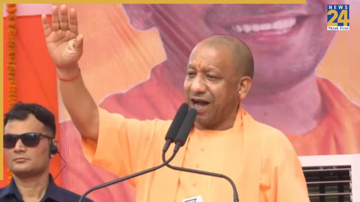 Yogi Adityanath (3)
