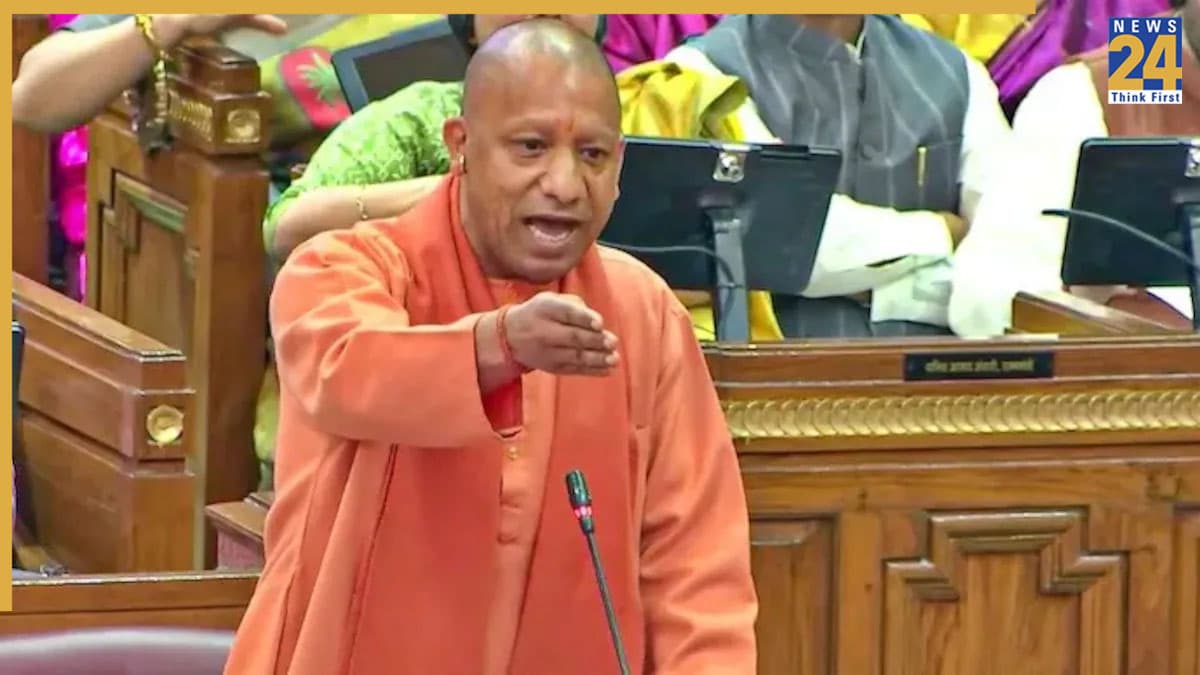 'बुलडोजर चलेगा तो चिल्लाना मत…' यूपी विधानसभा में CM योगी ने सपा नेताओं से क्यों कहा