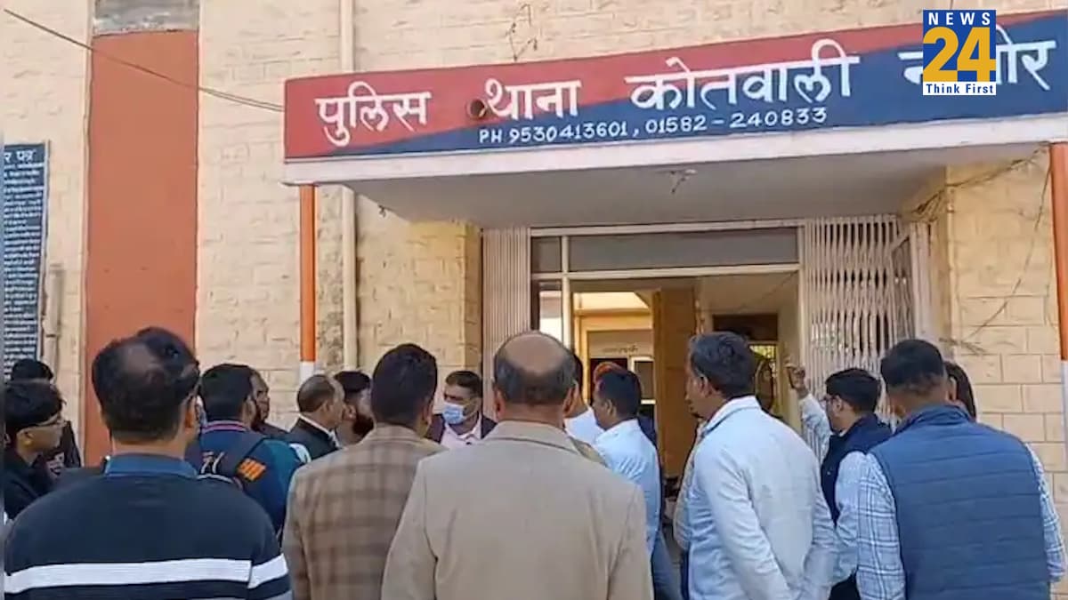 नागौर में क्रिसमस समारोह के दौरान हंगामा, निजी स्कूल में घुसकर तोड़फोड़; हिरासत में 3 युवक