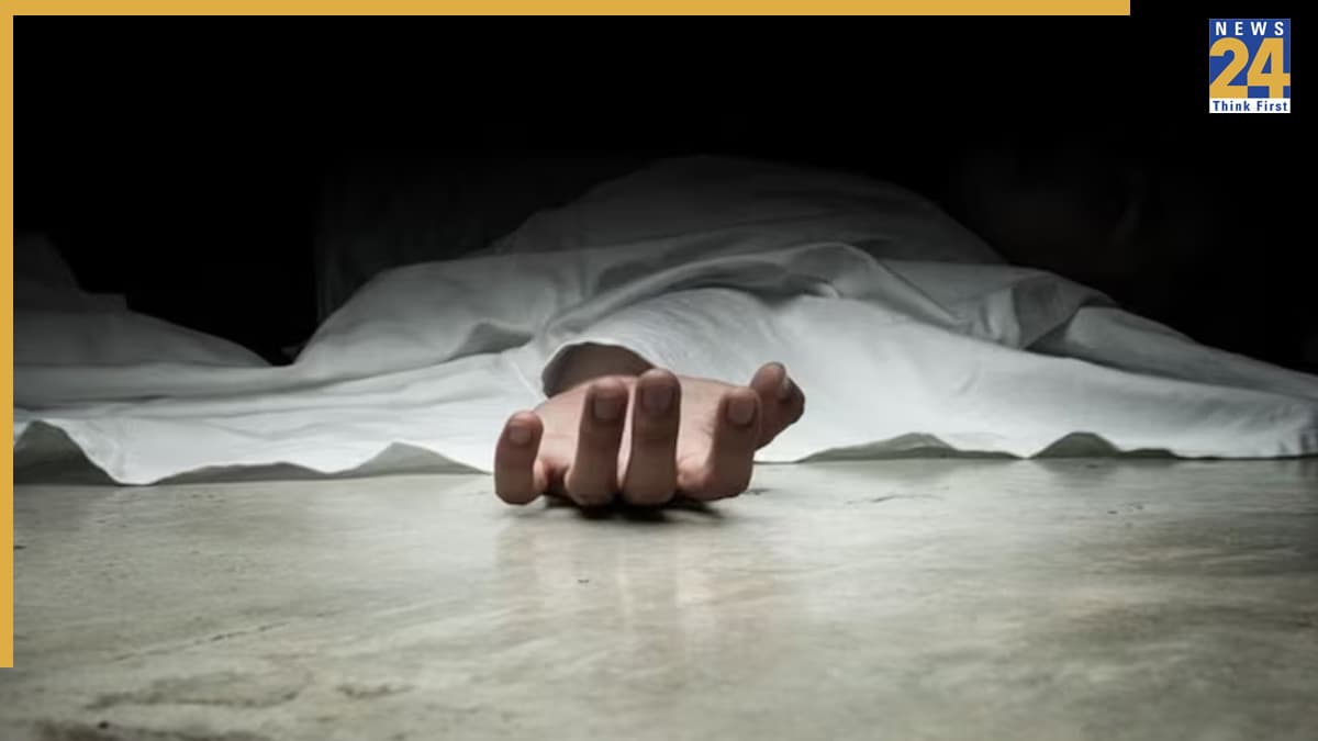 बिहार में दर्दनाक घटना, 5 बच्चों के साथ पिता फंदे पर लटका, 4 ने तोड़ा दम, जानें कैसे बचे 2 लोग?